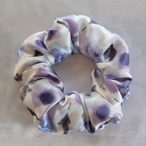 Handmade Scrunchie - Lavender Flowers - Standard